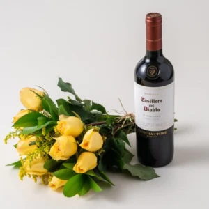 Buquê de 15 Rosas Amarelas e Tinto