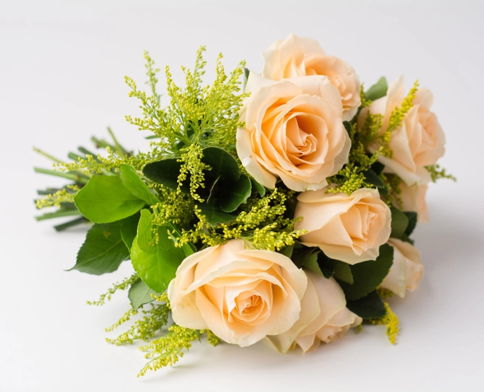 Buquê de 8 Rosas Champagne - Imagem 2