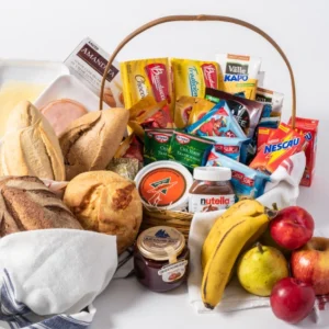 Cesta de Café da Manhã Especial Para Três Pessoas